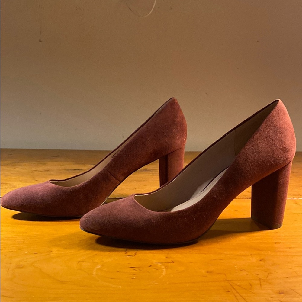 Claret/Burgundy Suede Pumps, Size 8.5, 3 1/2” heel